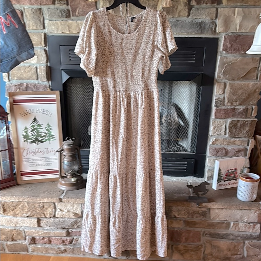 Floral Beige Maxi Dress